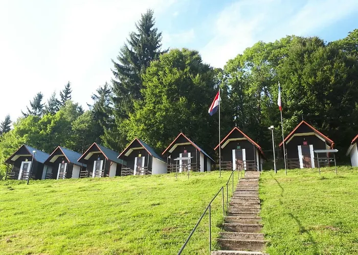 Olivin Kytlice Hiker Huts
